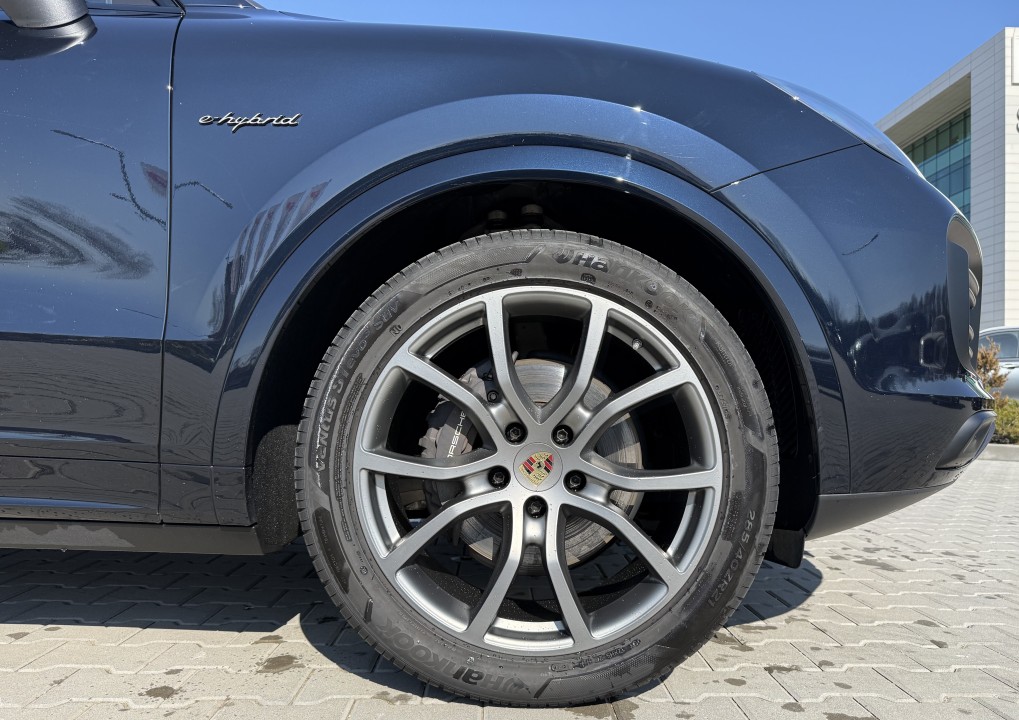 Porsche Cayenne Coupe E-Hybrid Platinum Edition - foto 32