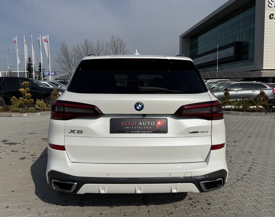 BMW X5 xDrive45e M-Sport (4)