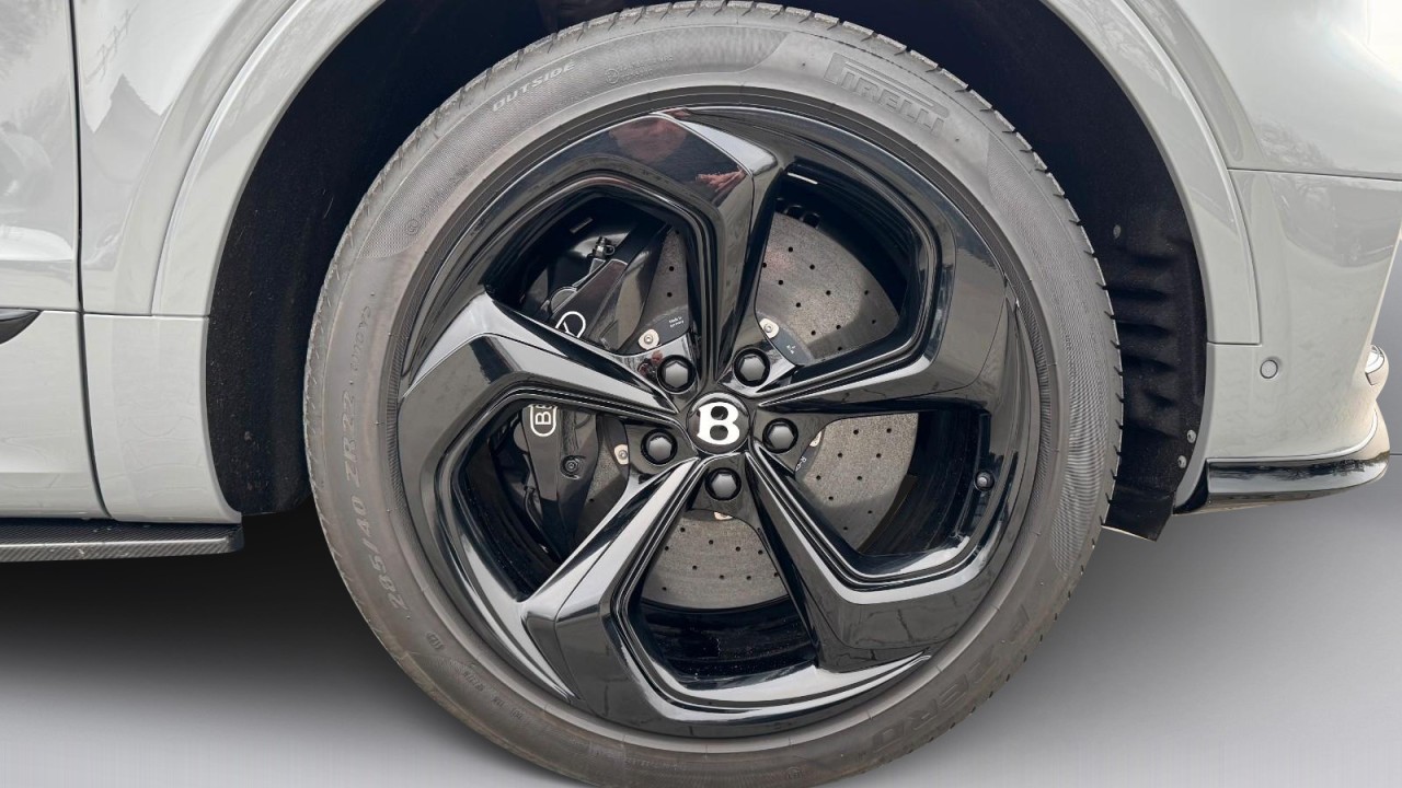 Bentley Bentayga S V8 - foto 37