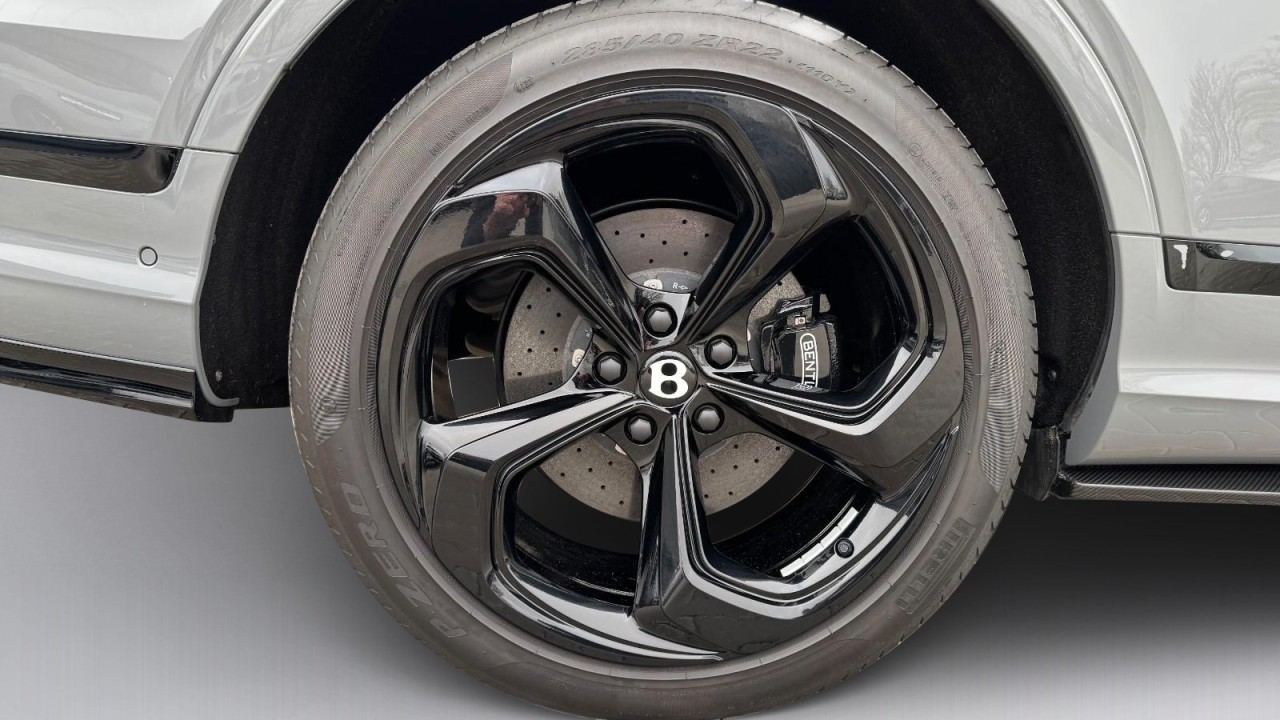 Bentley Bentayga S V8 - foto 38