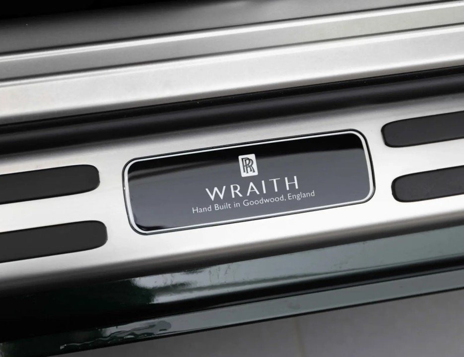 Rolls-Royce Wraith - foto 16