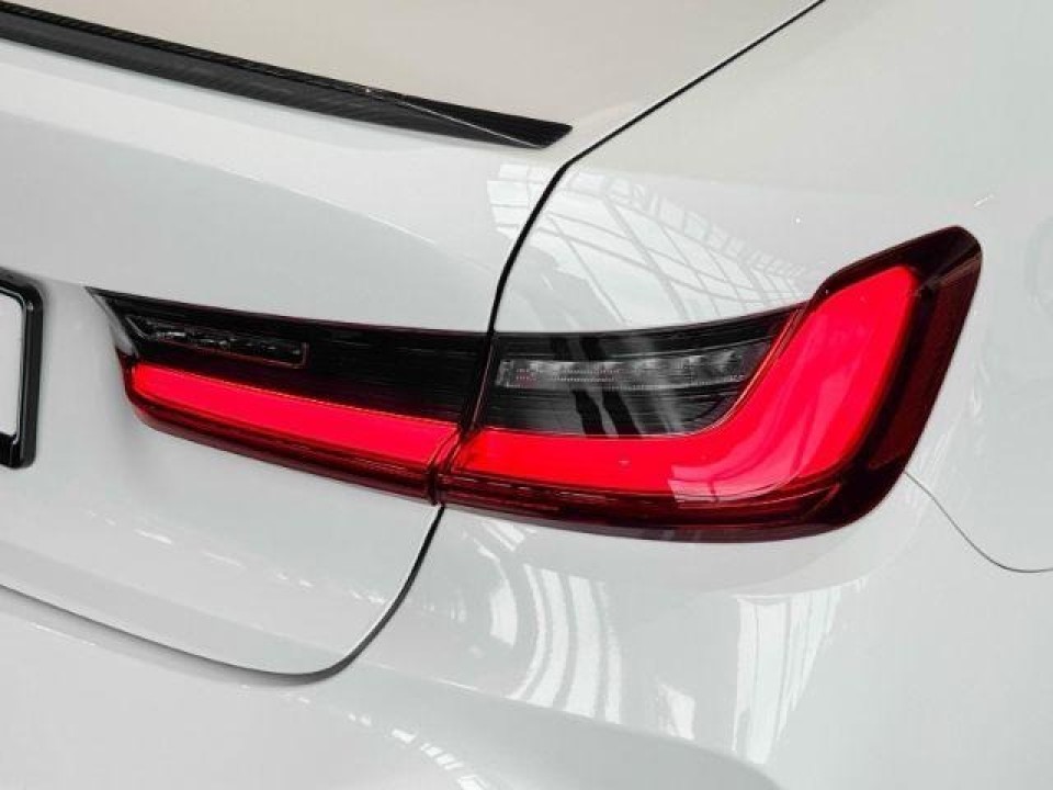 BMW M3 Competition - foto 13