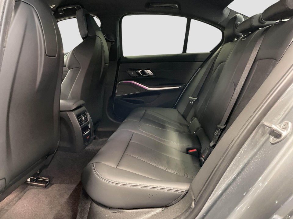 BMW M3 Competition M xDrive - foto 8