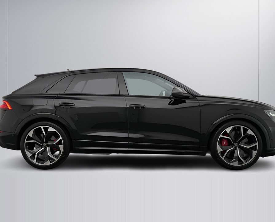 Audi RS Q8 TFSI quattro tiptronic (2)