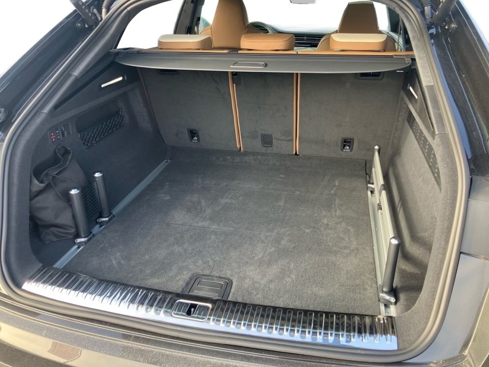 Audi RS Q8 Performance TFSI quattro tiptronic - foto 12