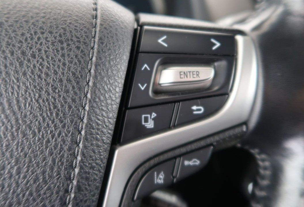 Toyota Land Cruiser 2.8 D-4D - foto 16