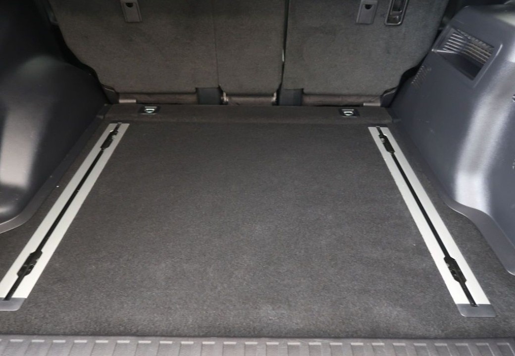 Toyota Land Cruiser 2.8 D-4D - foto 32