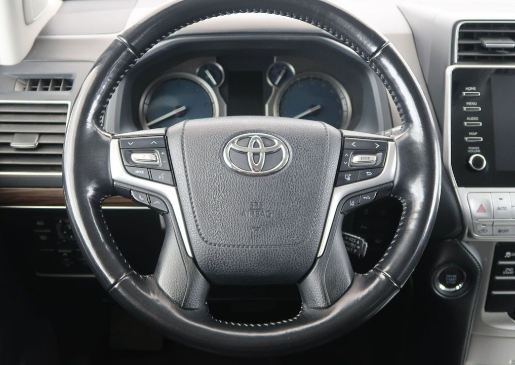 Toyota Land Cruiser 2.8 D-4D - foto 14