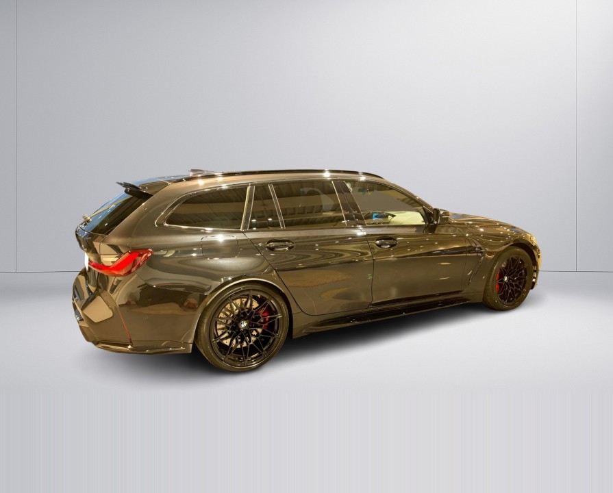 BMW M3 Competition M xDrive (2)