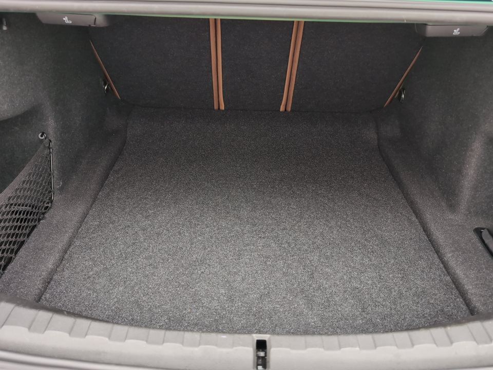 BMW M3 Competition - foto 12