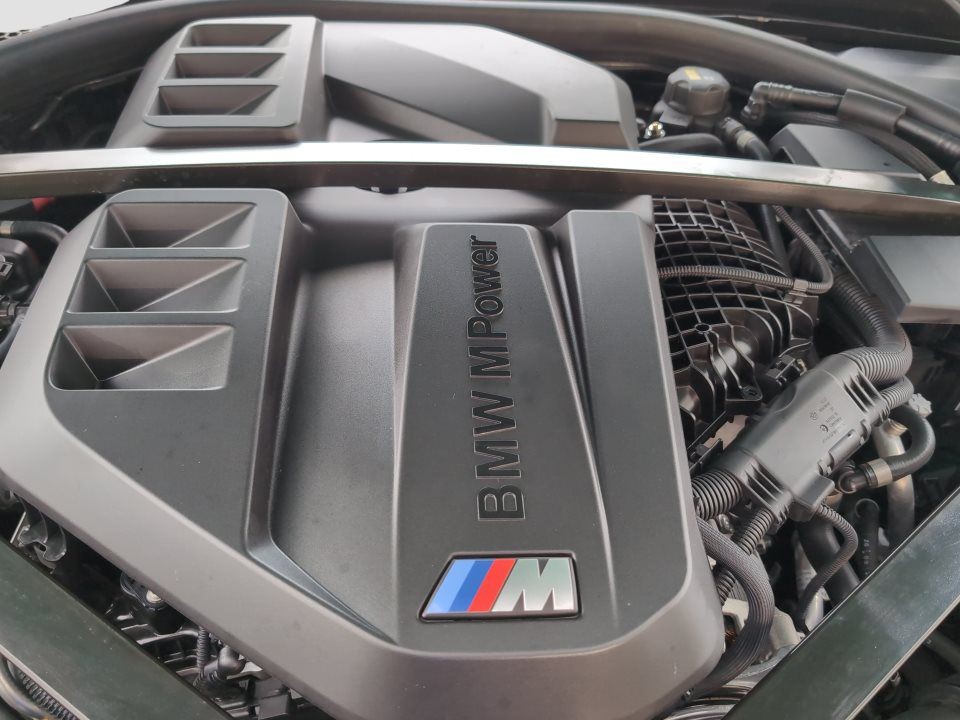 BMW M3 Competition - foto 11