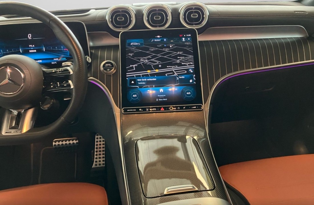 Mercedes-Benz GLC AMG 43 4MATIC - foto 9