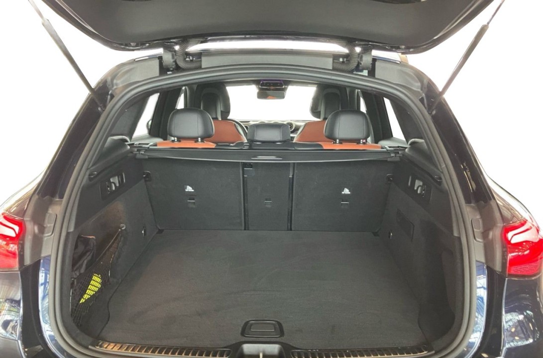 Mercedes-Benz GLC AMG 43 4MATIC - foto 13