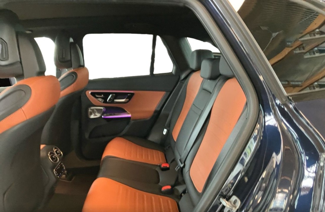 Mercedes-Benz GLC AMG 43 4MATIC - foto 8