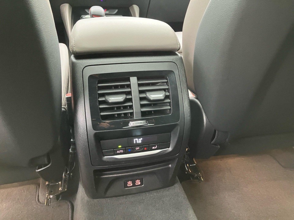 BMW X4 M Competition - foto 11