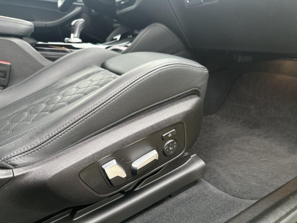 BMW X4 M Competition - foto 18