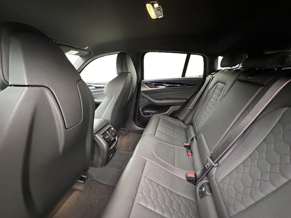 BMW X4 M Competition - foto 16