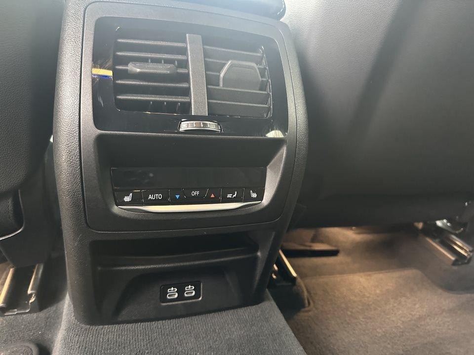 BMW X4 M Competition - foto 14