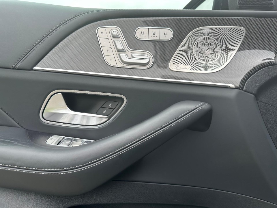 Mercedes-Benz BRABUS GLS 63 AMG - foto 16