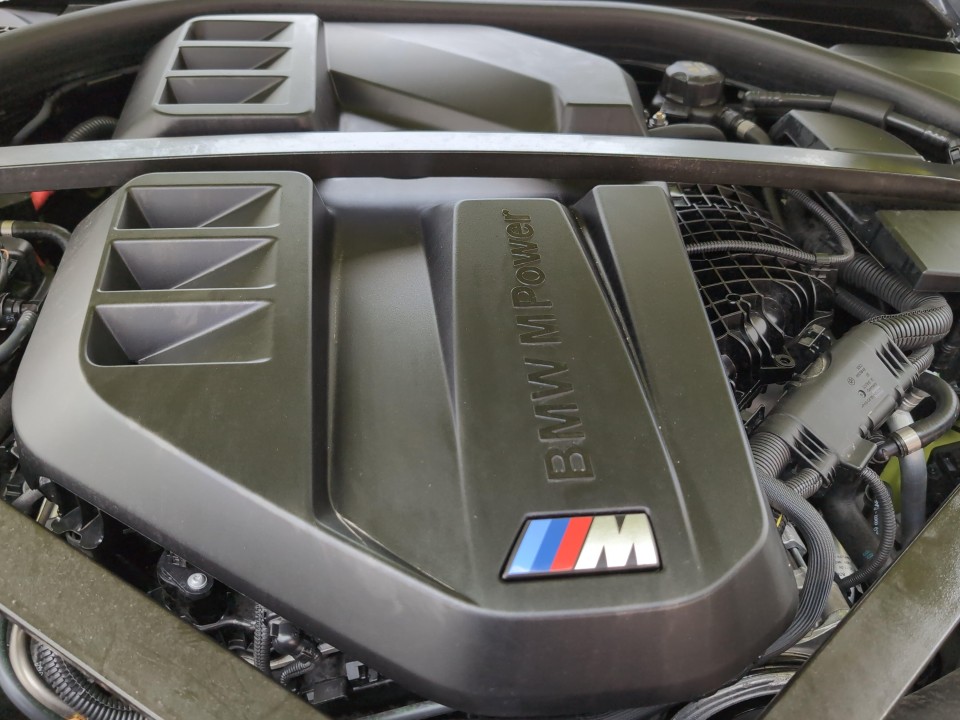 BMW M3 Competition - foto 11