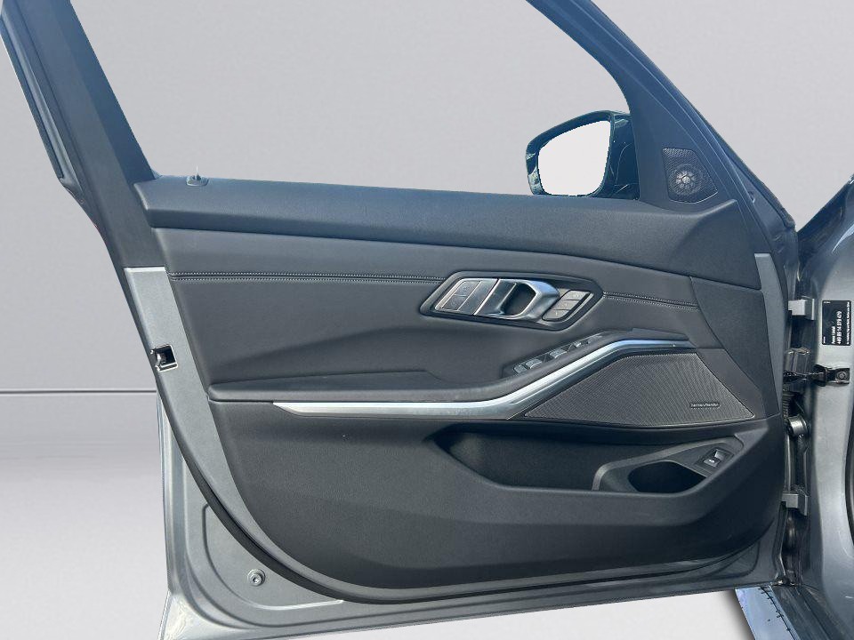 BMW M3 Competition - foto 16