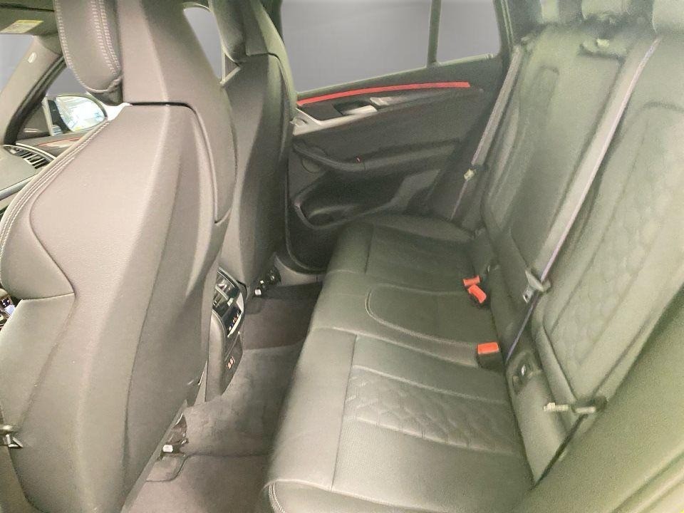 BMW X4 M Competition - foto 9