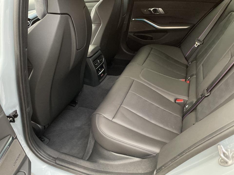 BMW M3 Competition - foto 10