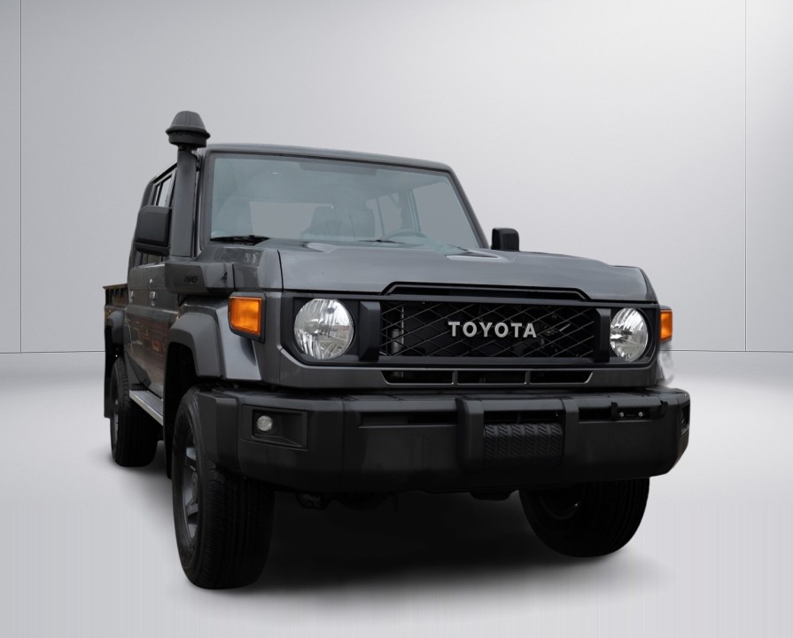 Toyota Land Cruiser GRJ 79DC (2)