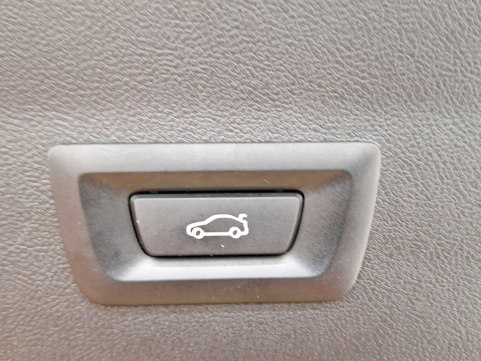 BMW X4 M Competition - foto 12