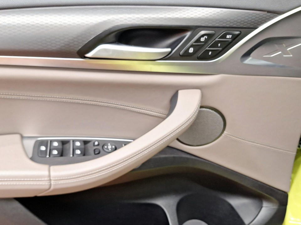 BMW X4 M Competition - foto 11