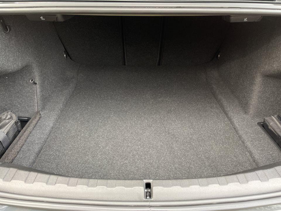 BMW M3 Competition - foto 10