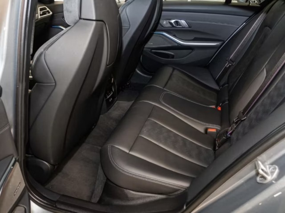 BMW M3 Competition xDrive - foto 17