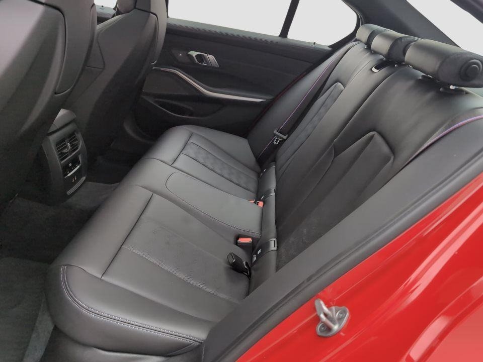 BMW M3 Competition - foto 11