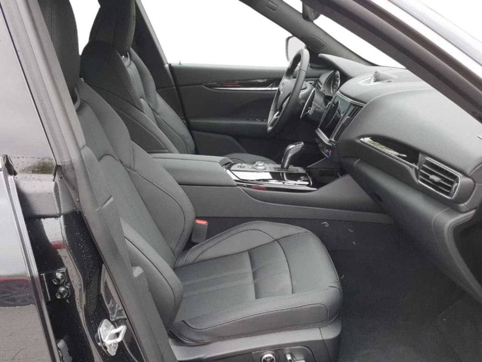 Maserati Levante GT - foto 7