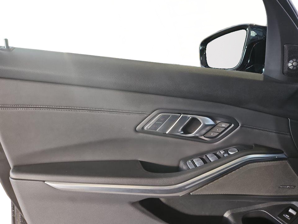 BMW M3 Competition xDrive - foto 14