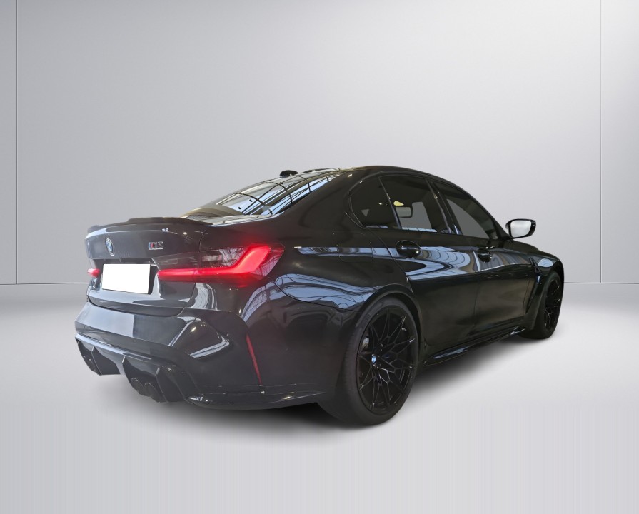 BMW M3 Competition xDrive (2)