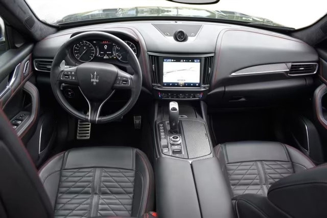 Maserati Levante Trofeo - foto 10