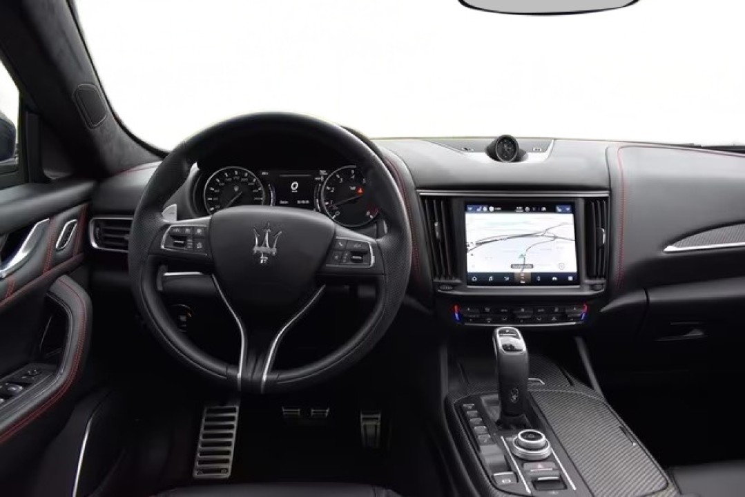 Maserati Levante Trofeo - foto 9