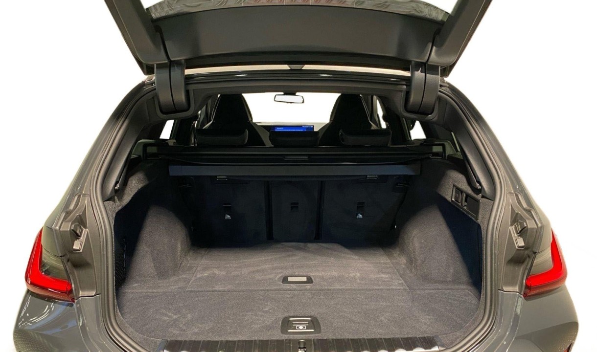 BMW M3 Competition - foto 14