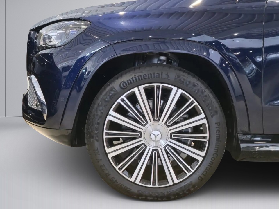 Mercedes-Benz GLS Maybach 600 - foto 41