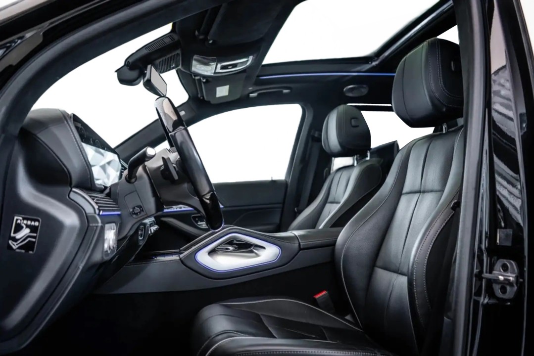 Mercedes-Benz GLS Maybach 600 - foto 9