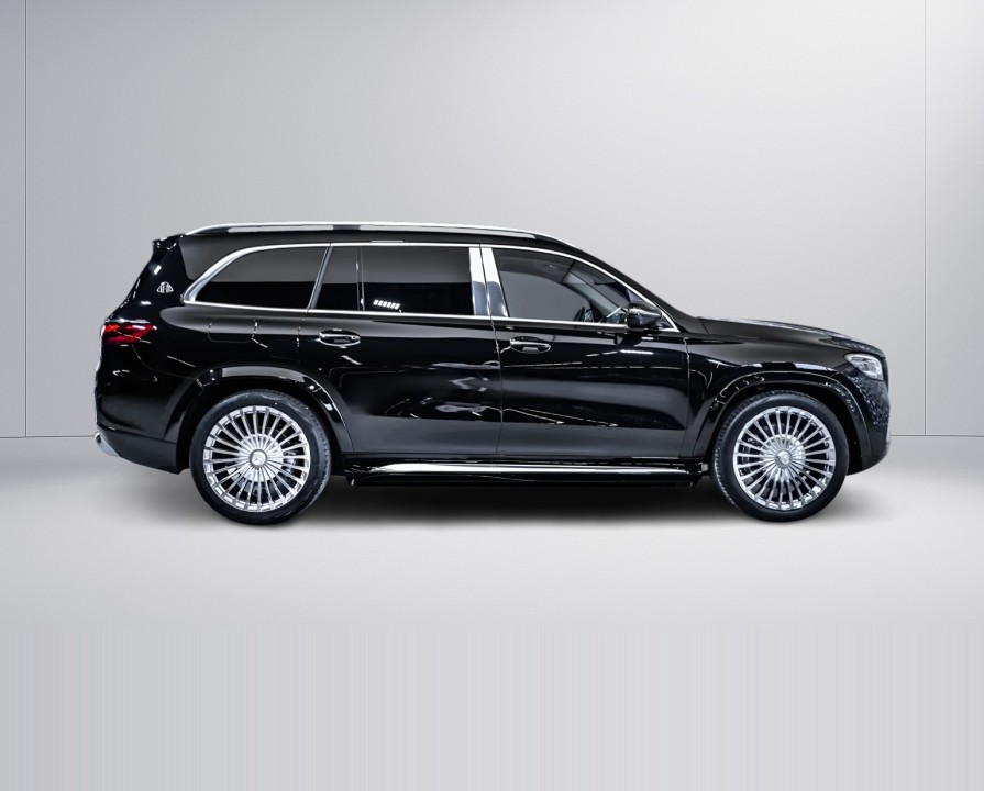 Mercedes-Benz GLS Maybach 600 (3)
