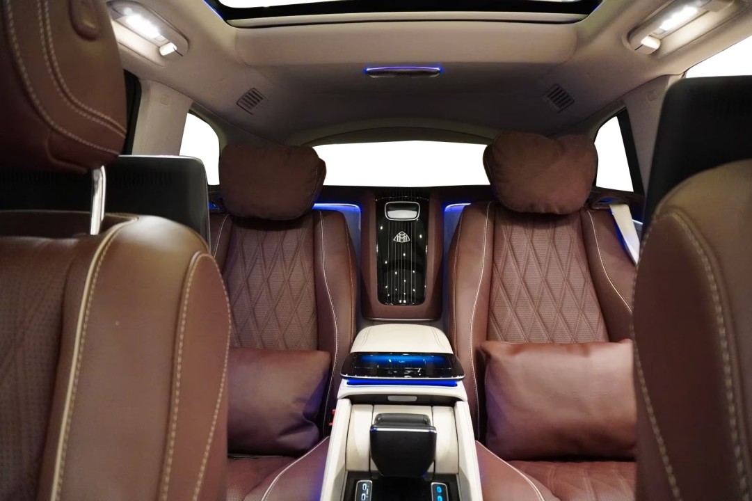 Mercedes-Benz GLS Maybach 600 - foto 13