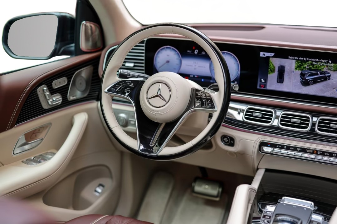 Mercedes-Benz GLS Maybach 600 - foto 11
