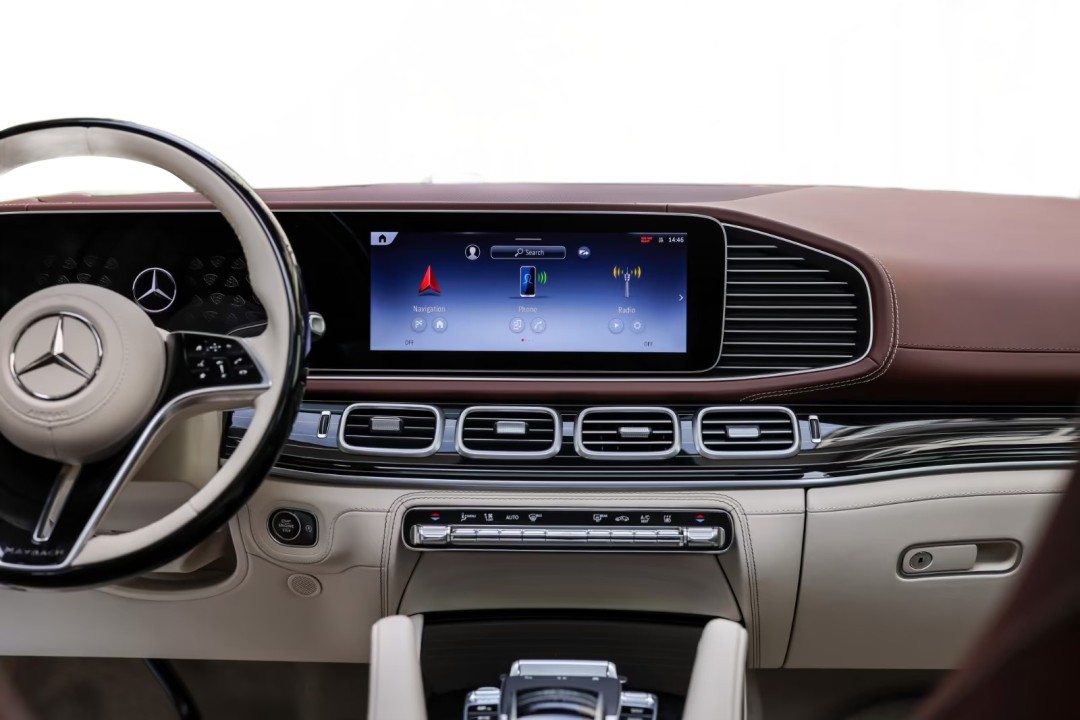 Mercedes-Benz GLS Maybach 600 - foto 17