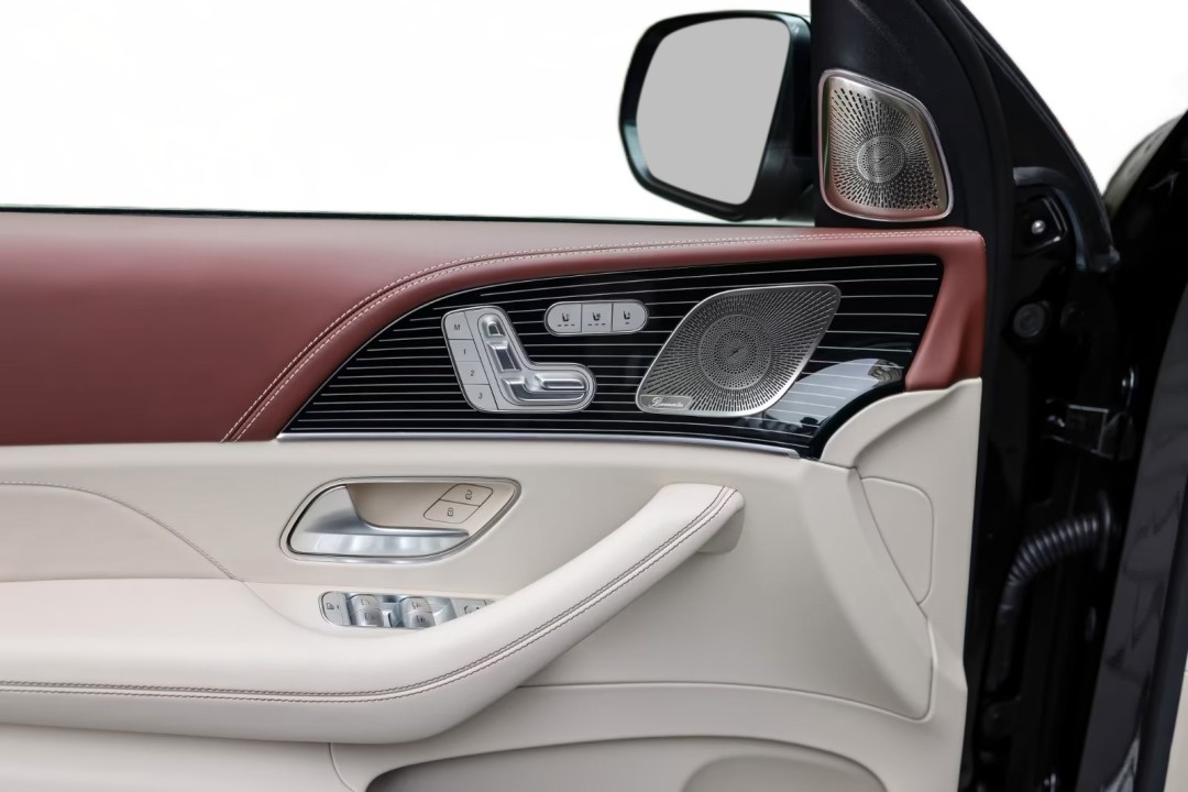 Mercedes-Benz GLS Maybach 600 - foto 28