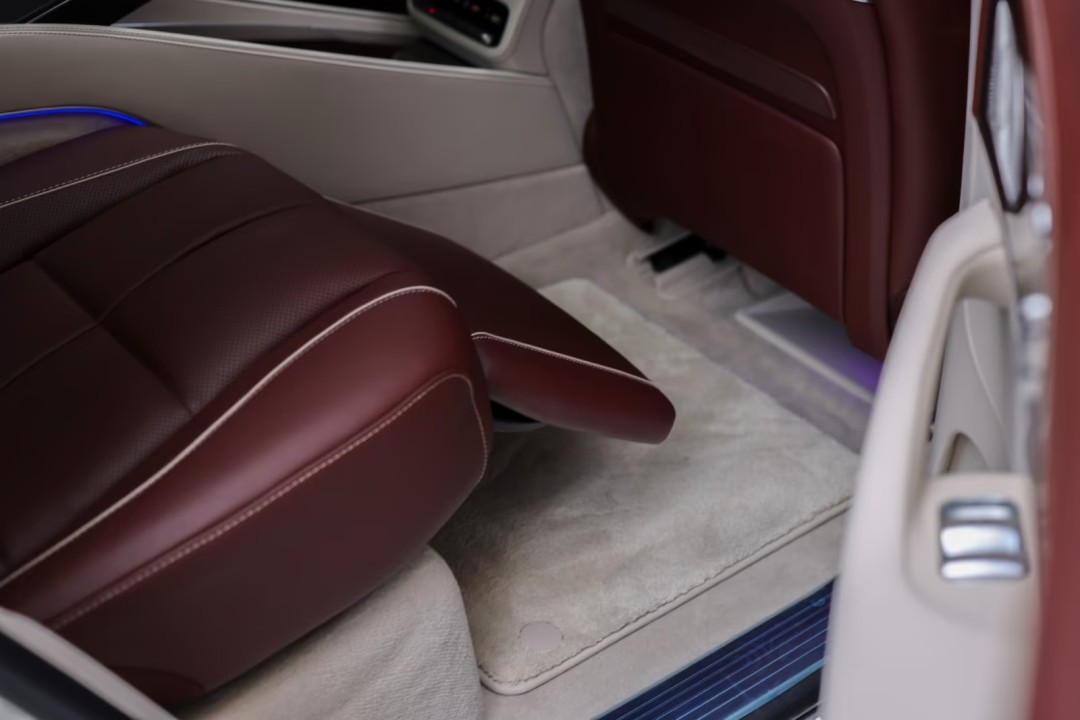 Mercedes-Benz GLS Maybach 600 Brabus 650 - foto 30