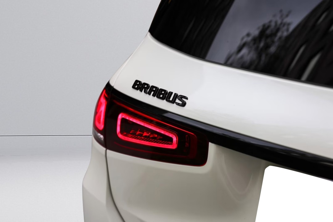 Mercedes-Benz GLS Maybach 600 Brabus 650 - foto 39