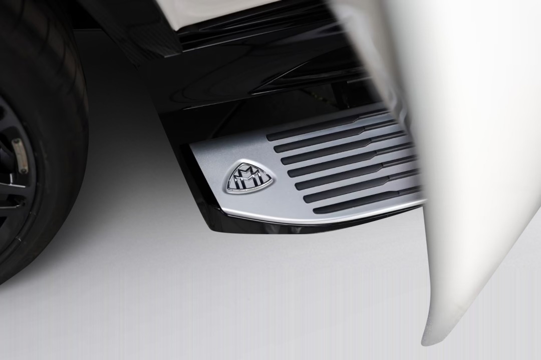 Mercedes-Benz GLS Maybach 600 Brabus 650 - foto 34