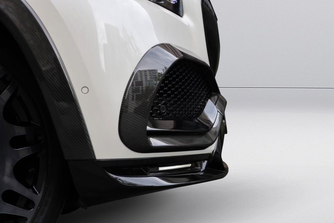 Mercedes-Benz GLS Maybach 600 Brabus 650 - foto 37